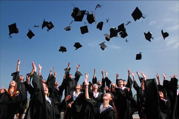 is college worth it for USA students?